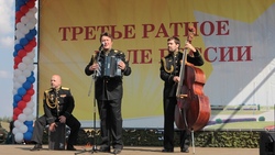 Посвящённый Дню танкиста фестиваль солдатской песни прошёл на танкодроме в Прохоровке