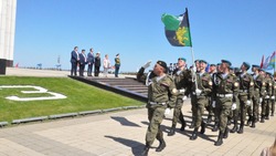 Юнармейцы и кадеты региона провели парад в честь 9 Мая на Прохоровском поле