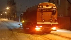 Прохоровские коммунальные службы приступили к уборке снега с раннего утра 