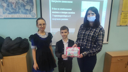 Активисты ЦМИ «Мир» рассказали школьникам о дне освобождения Прохоровки