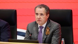 Вячеслав Гладков сообщил о завершении работ по благоустройству памятников и монументов в регионе