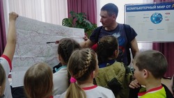 Очередное занятие секции «Юный турист» прошло в библиотеке Николая Рыжкова на Прохоровском поле