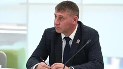 Врио главы региона поздравил всех причастных ко Дню соцработника с профессиональным праздником 