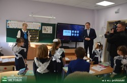 Вячеслав Гладков принял участие в открытии трёх прохоровских школ после капремонта