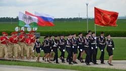 Ежегодный парад кадетов прошёл на Звоннице