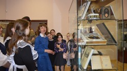 Выставка редких книг в честь Года педагога и наставника открылась в библиотеке Николая Рыжкова