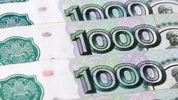 Вячеслав Гладков напомнил о выплате для приобретения школьной и спортивной формы