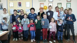 Семейный центр в Радьковском ДК начал работу с мастер-класса по созданию оберегов