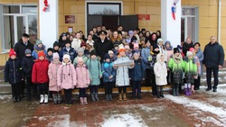 Ученики Беленихинской и Береговской школ встретились с бывшим командиром подлодки А.П. Безкоровайным