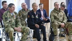 Вячеслав Гладков провёл встречу с участниками СВО в Яковлевском округе