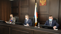 Вячеслав Гладков принял участие в совещании судей Белгородской области