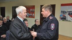 Прохоровский ветеран милиции получил юбилейную медаль