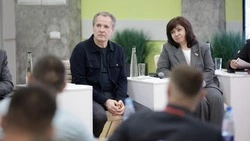 Глава региона Вячеслав Гладков встретился с участниками второй волны конкурса «Время СВОих героев»