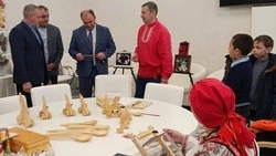 Глава администрации мунокруга Антон Кулев продолжил знакомиться с работой учреждений