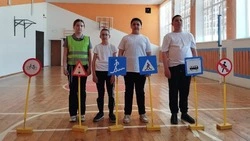Районный конкурс инспекторов дорожного движения «Безопасное колесо» прошёл в Прелестненской школе