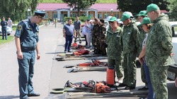 Сотрудники Прохоровского МЧС и члены совета безопасности проверили готовность ДПД в районе