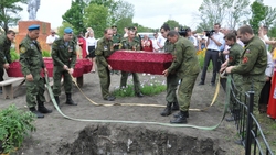 Специалисты провели перезахоронение останков 30 советских воинов