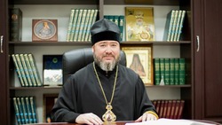 Епископ Губкинский и Грайворонский Софроний поздравил прихожан с праздником Светлой Пасхи