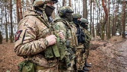 Вячеслав Гладков: бойцы отрядов самообороны получат 2 тыс. комплектов демисезонной формы