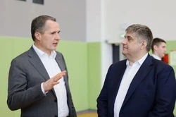 Вячеслав Гладков обсудил с руководителем Росавтодора создание дорожных классов в регионе 
