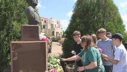 Строки великого русского поэта А.С. Пушкина звучали над Прохоровкой в День русского языка