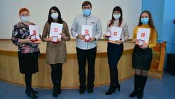 Прохоровские волонтёры получили президентские награды за помощь пожилым во время пандемии