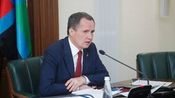 Вячеслав Гладков назвал сложной ситуацию с дефицитом медкадров в Белгородской области