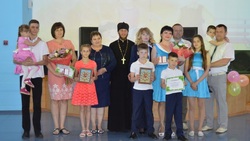 Две жительницы Прохоровского района получили знак «Материнская Слава»