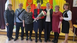 Лучковские учителя и школьники встретились с отличником народного просвещения и ветераном труда