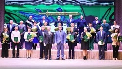 Праздничный концерт  прошёл в большом зале ЦКР «Созвездие»