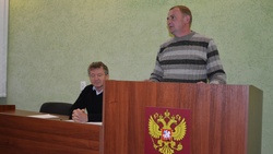 Члены Прохоровской Общественной палаты обсудили вывоз мусора и организацию стоянок