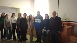 Главный врач Прохоровской ЦРБ Олег Ждановский встретился со студентами медицинского факультета