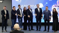 Вячеслав Гладков сообщил о годовщине открытия «Школы 21» в Белгороде