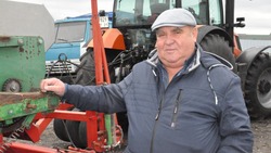 Глава КФХ в Подолешенском сельском поселении Юрий Селюков рассказал о деятельности хозяйства