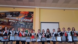 Прохоровские школьницы узнали историю народных костюмов района благодаря проекту