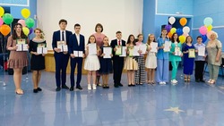 Вечер-концерт выпускников Прохоровской ДШИ прошёл в центре молодёжных инициатив «Мир» 