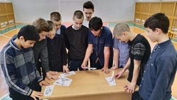 Школьники проверили свои знания о Российской армии