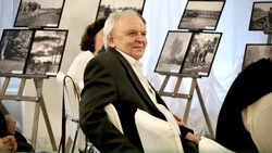 Выставка фоторабот Николая Ивановича Божкова открылась в Прохоровке 