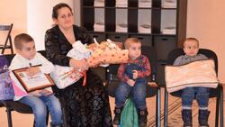 Мама родившейся 6 февраля в Прохоровском районе девочки получила денежный сертификат