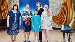 Сотрудники прохоровской ДШИ провели концерт «В гостях у музыки» в Беленихинском доме культуры