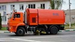 Новая уборочная машина будет наводить порядок на улицах посёлка Прохоровка