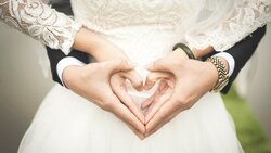 Сотрудники Центра молодёжных инициатив Прохоровки объявили конкурс свадебных фотографий