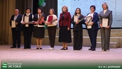 Педагоги Прохоровского района приняли поздравления в преддверии своего профессионального праздника