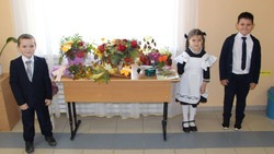 Выставка осенних композиций открылась в Прохоровской гимназии и средней школе