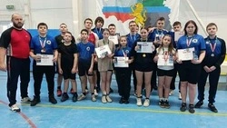 Прохоровские спортсмены приняли участие в региональном первенстве по гиревому спорту 