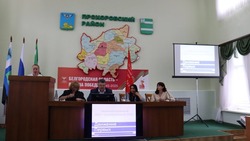 Руководитель муниципалитета встретился с активистами местного отделения Движения Первых
