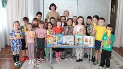 Игра-путешествие «Гуляют кошки по страницам» прошла в Прохоровском детском саду