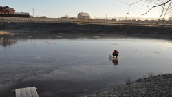 Управление безопасности Прохоровского района предупредило об опасности выхода на лёд