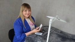 Соцконтракт помог жительнице Прохоровки развить своё дело по наращиванию ресниц