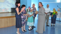 Три прохоровских семьи получили медали «За любовь и верность»